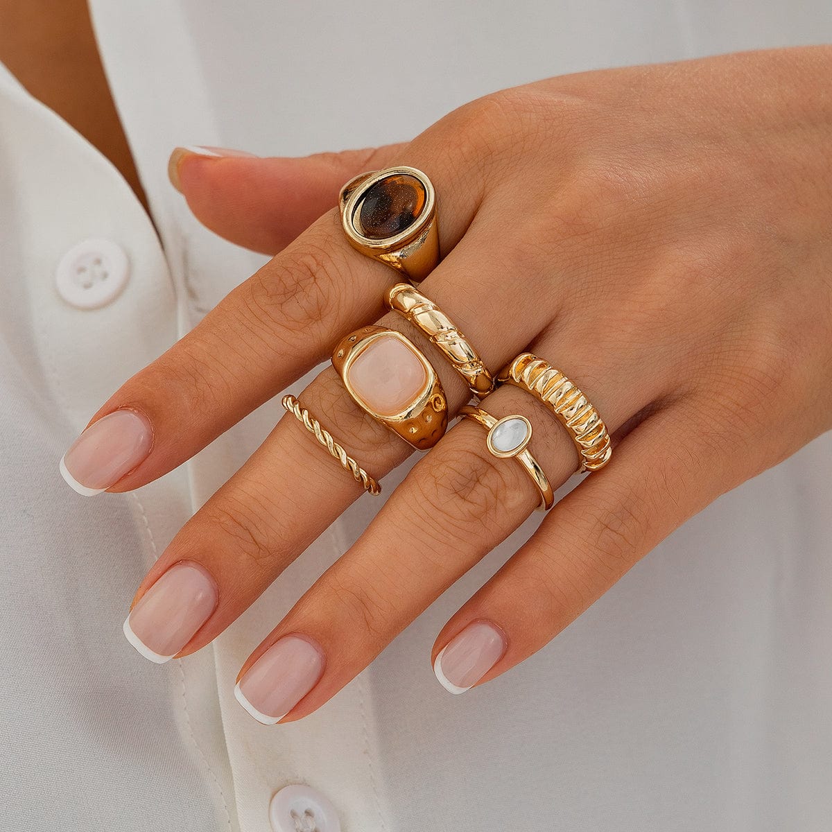 Vintage Gold Plated Crystal Inlaid Twisted Ring Set - ArtGalleryZen